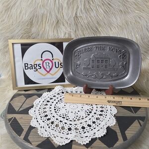 VINTAGE WILTON ARMETALE PEWTER BLESS THIS HOUSE BREAD TRAY COTTAGE CORE EUC